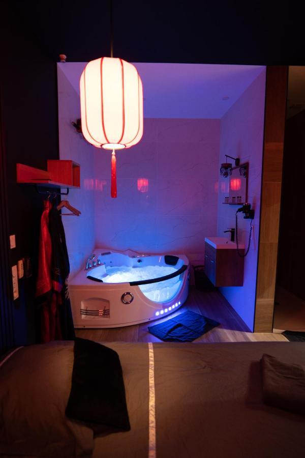 Capsule Japon Balneo&Netflix&Ecran Cinema Apartment Trith-Saint-Leger Exterior foto